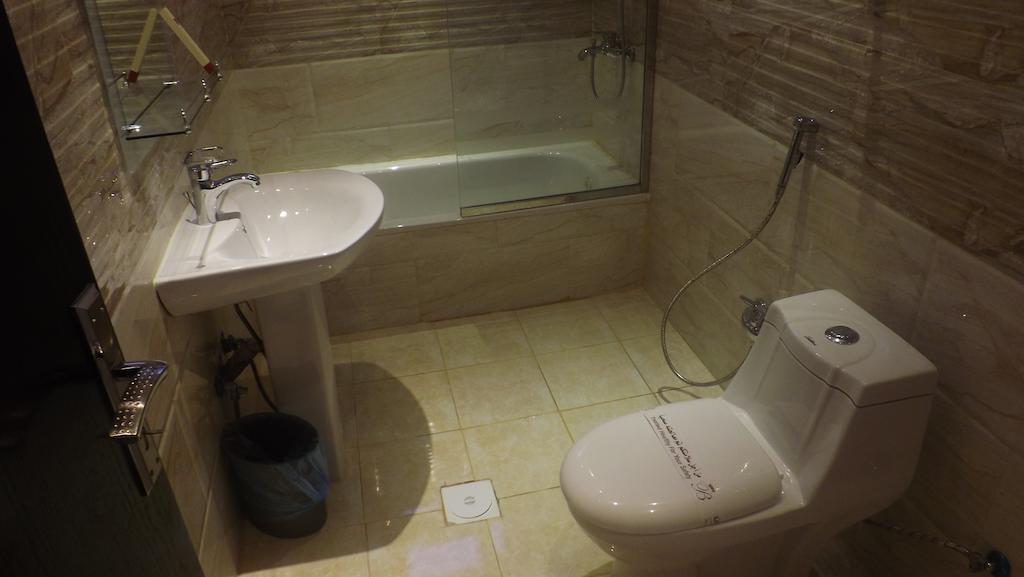 Baron Palace - Almasif Hotel Apartments Riyadh Rum bild
