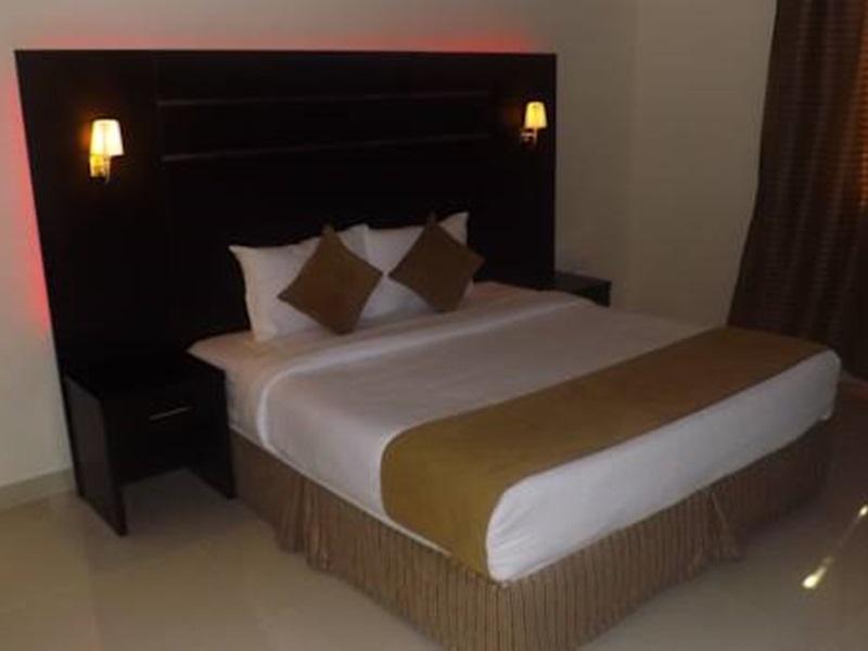 Baron Palace - Almasif Hotel Apartments Riyadh Exteriör bild